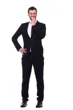 Beyaz genç adam gülümsüyor