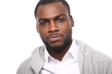 siyah adam Studio poz