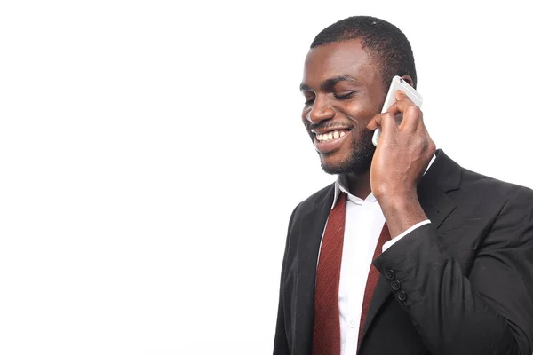 Homem Negócios Preto Falando Telefone Móvel — Fotografia de Stock