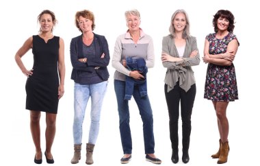 Beyaz arka planda beyaz kadınlar