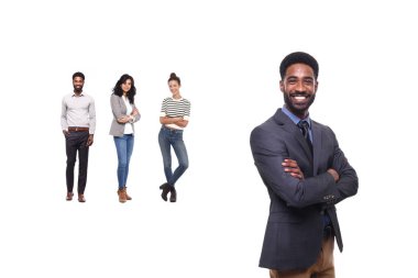 Beyaz arka planda Irklar arası insanlar