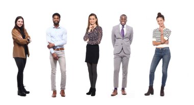 Beyaz arka planda Irklar arası insanlar