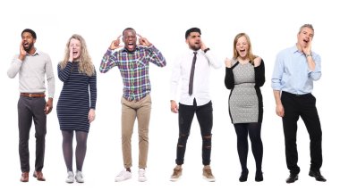 Beyaz arka planda Irklar arası insanlar