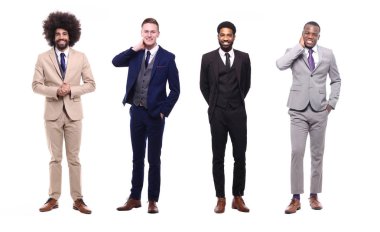 Beyaz arka planda interraccial erkekler