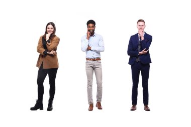 Beyaz arka planda Irklar arası insanlar