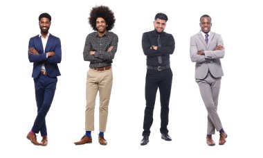 Beyaz arka planda interraccial erkekler