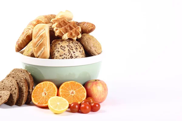 Conjunto Diferentes Pães Tigela Frutas — Fotografia de Stock