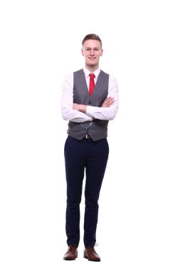 Beyaz genç adam gülümsüyor
