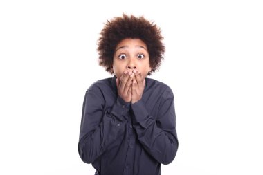 Güzel bir çocuk korkuyor