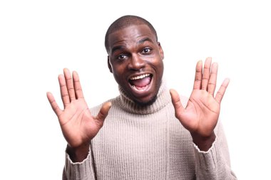 Siyah adam poz çığlık