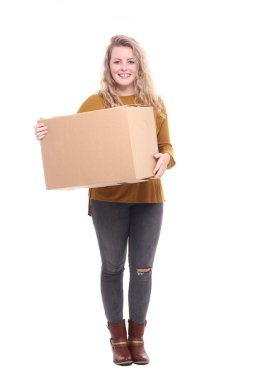 Sarışın kız karton kutu holding
