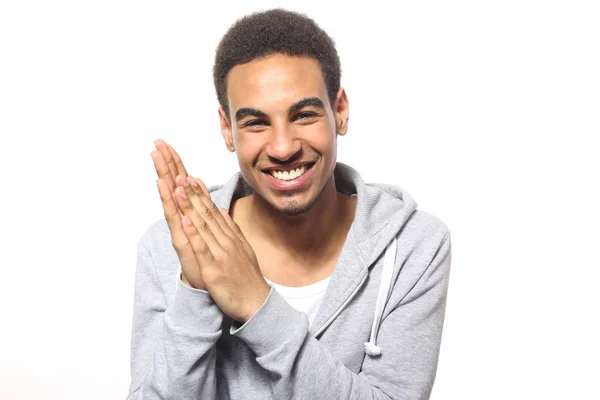 Sonriente Hombre Negro Posando — Foto de Stock