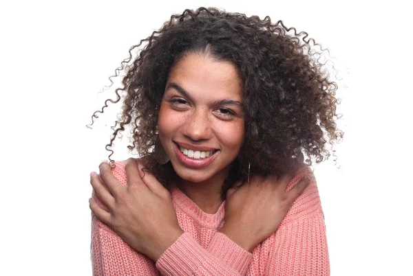 Mujer Negra Feliz Sobre Fondo Blanco — Foto de Stock