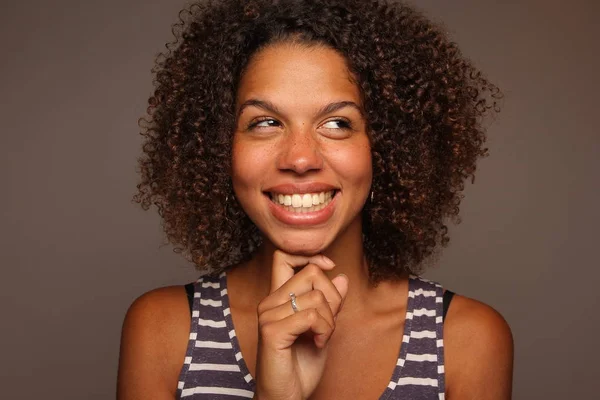 Щаслива Чорна Жінка Портрет — стокове фото