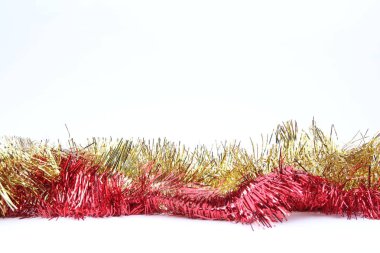 Beyaz arkaplanda Noel süslemesi