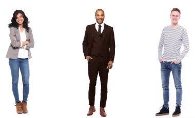 Çok ırklı insanlar kümesi beyaz arka plan üzerinde poz