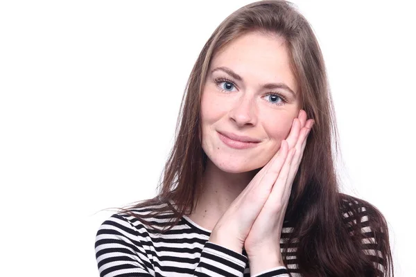 Bella Ragazza Caucasica Sta Sorridendo — Foto Stock