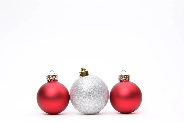 Kerstballen Witte Achtergrond — Stockfoto