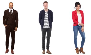 Çok ırklı insanlar kümesi beyaz arka plan üzerinde poz