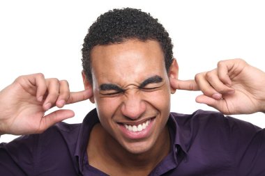 Zenci kulakları kapsayan