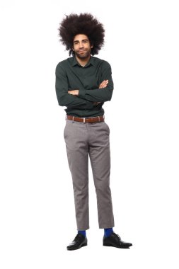 Mutlu siyah adam poz