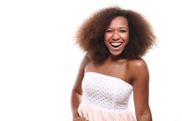 Güzel Afro Amerikan Kadın Gülümsüyor — Stok fotoğraf