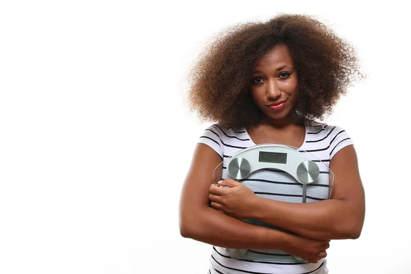 Mulher Afro Americana Bonita Está Segurando Balança Peso — Fotografia de Stock