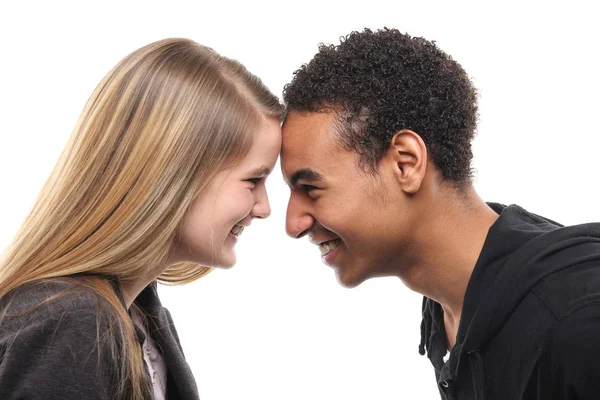 Vackra Glad Kärleksfull Interracial Par — Stockfoto