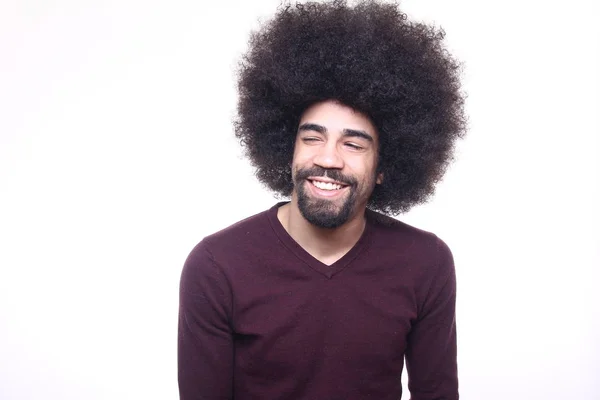 Homem Negro Feliz Com Cabelo Grande — Fotografia de Stock