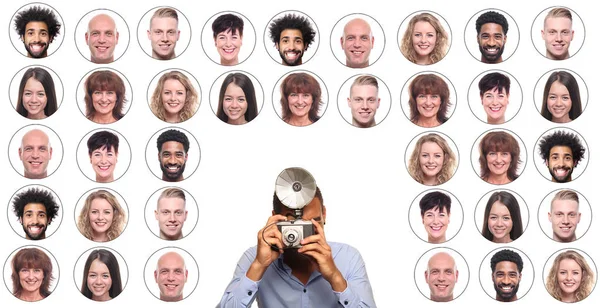 Afro American Man Gör Fotografering Retro Kamera Bakgrund Ikoner Med — Stockfoto