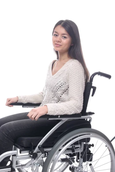 Jeune Femme Asiatique Fauteuil Roulant Sourit — Photo