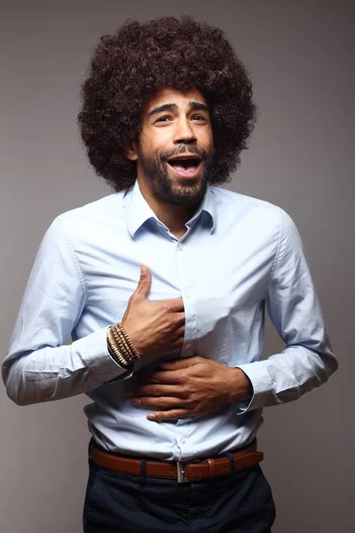 Hombre Negro Sorprendido Posando — Foto de Stock