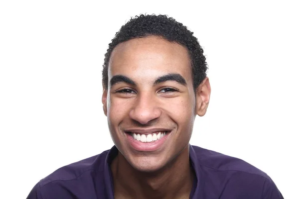 Lächelnder Schwarzer Mann Posiert — Stockfoto