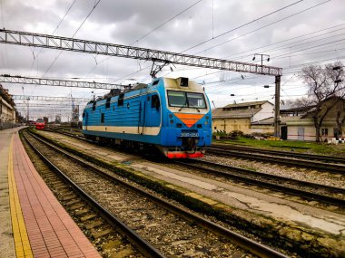 Tren şehir girer