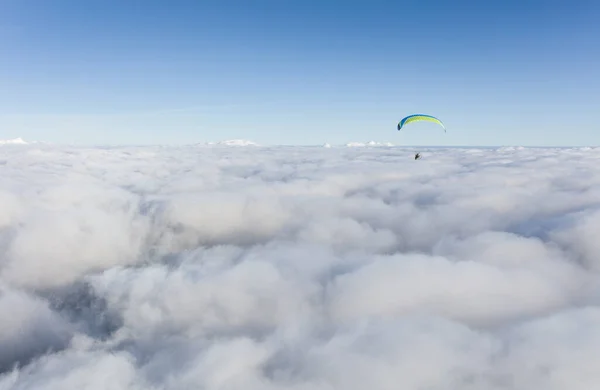 Aerial View Paraglider Clouds — Stock Photo, Image