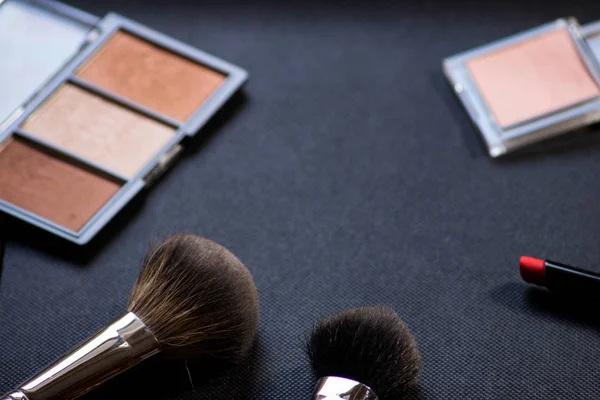 Makeup Brush Face Powder Bronzer Cosmetic Blush Brush Red Lipstick — Stock Photo, Image