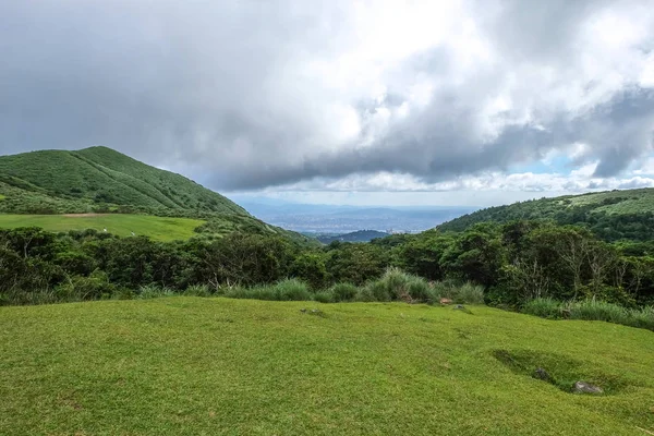 Qingtiangang otlak, Yangmingshan Milli Parkı. Taipei City, Tayvan