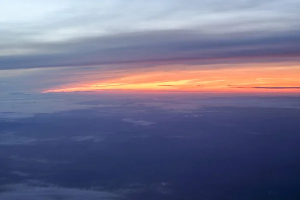 Wschód słońca nad chmury — Zdjęcie stockowe
