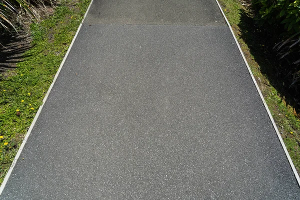 Krep kayaları yürüme yolu, Yeni Zelanda 'nın kalbinde harika bir yol, krep kayalarında harika bir yürüyüş yolu.,