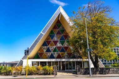 Karton Katedral, bir Anglikan kilisesi Christchurch Geçici Katedrali olarak da bilinir.