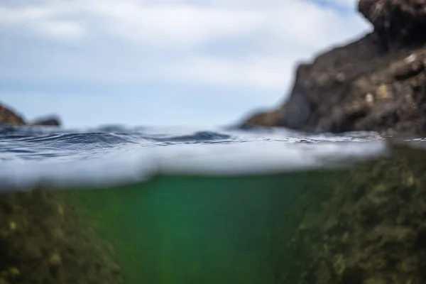 Uvnitř Kopule Pod Vodní Fotografií Podmořským Pouzdrem Půl Půl Pod — Stock fotografie