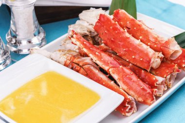 Kremalı tereyağı soslu yengeç eti