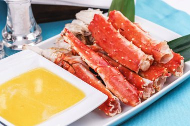 Kremalı tereyağı soslu yengeç eti