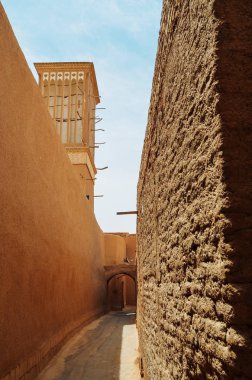 Windcatcher towers doğal havalandırma binalarda, eski şehir Yazd Iran oluşturmak için çok geleneksel Fars mimari unsur olduğunu