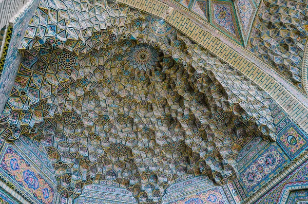 Gyönyörű Régi Mozaik Mázolás Külső Falán Nasir Mulk Mecset Siráz — Stock Fotó