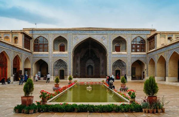 Мечеть Насир Молк Ширазе Иран Апреля 2018 Года Персидском Языке — стоковое фото