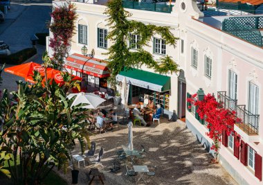 Algarve, Portekiz eski köyde 280 özellikleri Pinhal Golf Sahası Vilamoura, Algarve'deki/daki oteller merkezinde yer alan 18. yüzyıl Portekizce ve İngilizce mimarisinde inşa oluşur