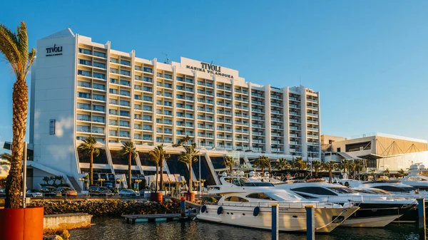 Tam turistik Vilamoura, Quarteira, Algarve, Portekiz lüks yat Marina