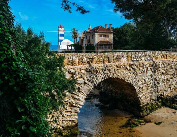 Santa Marta deniz feneri ve Belediye Müzesi Cascais, Portekiz. — Stok fotoğraf