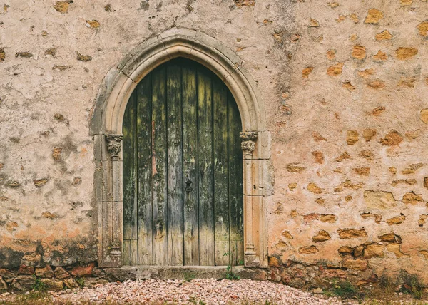Ortaçağ Şövalyeleri - Tomar, Portekiz - Unesco Dünya Mirası tarafından inşa Tomar 12. yüzyıl manastır kapıda — Stok fotoğraf